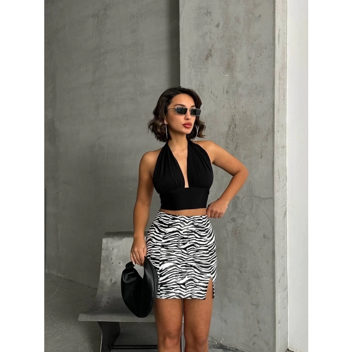 Tek yırtmaçlı zebra desenli deri etek beyazsiyah w24475-S