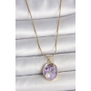 316L Çelik Gold Renk Zincir Mor Çiçek İşlemeli İnci Detay Portre Model Kadın Kolye