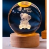 Dekoratif Ayıcık Tasarımlı Ahşap Altlıklı Işıklı Cam Küre Büyük Boy Cam:8cm Ahşap:2cm