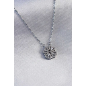 316l Çelik Gümüş Renk Açılır Yonca Model Kadın Kolye