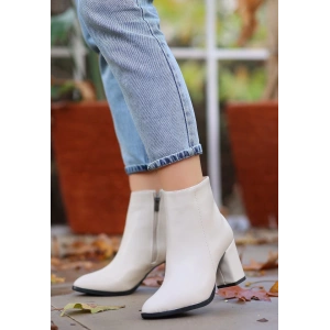 Biya Bej Cilt Topuklu Bot