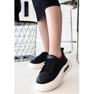 Chris Siyah Cilt Bağcıklı Spor Ayakkabı