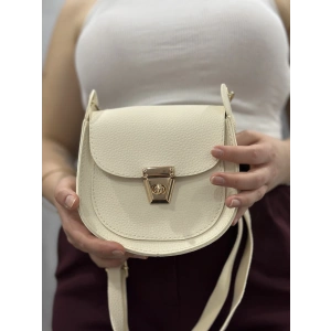 Klasik kapaklı bej cilt çanta