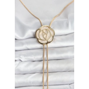 Pirinç Gold Renk Gül Model Asansörlü Kadın Kolye