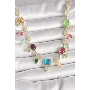 Pirinç Gold Renk Renli Zirkon Taşlı Vıp Seri Kadın Kolye