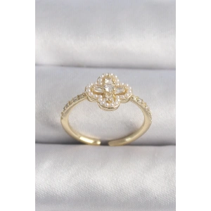 Pirinç Gold Renk Zirkon Taşlı Yonca Model İnci Detay Kadın Yüzük