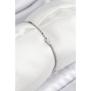 Pirinç Zirkon Taşlı Damla Model Ezme Zincir Gümüş Renk Kadın Bileklik