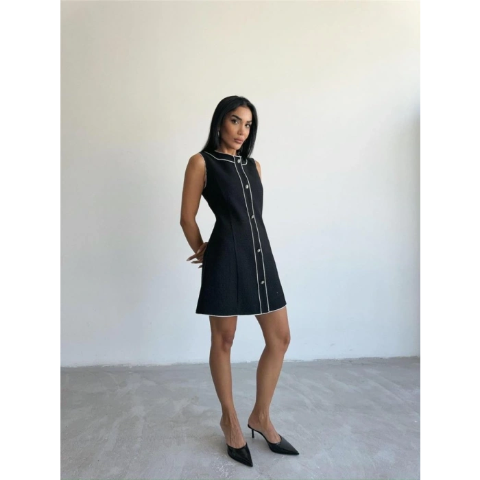 CHANEL KUMAŞ KISA ÖNDEN DÜĞMELİ ELBİSE - Siyah