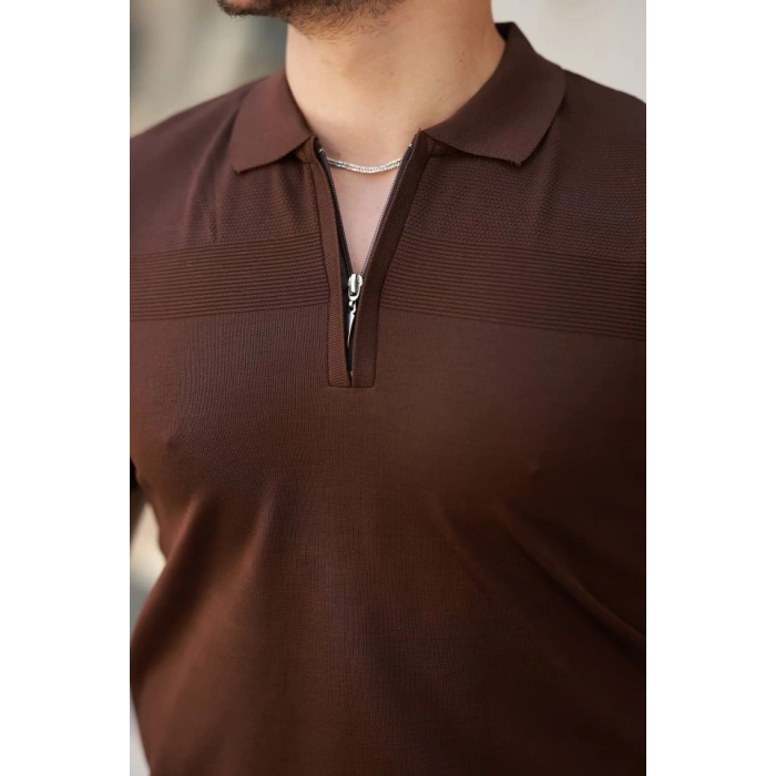 Erkek Göğüs Pirinç Desenli Fermuar Yakalı Kısa Kollu Tişört