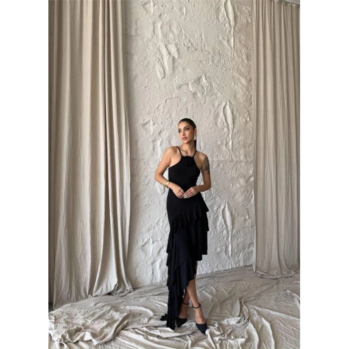 GÜLLÜ ELBİSE ASİMETRİK KATLI - Siyah