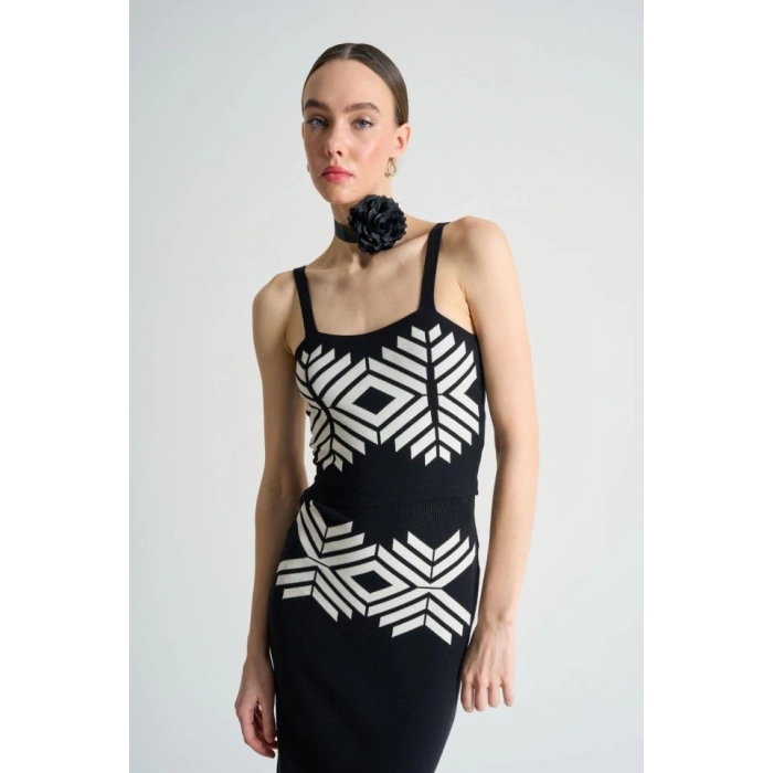 Jakarlı İnce AskılıTriko Takım - Siyah-Beyaz Kayısı