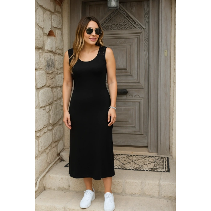 Kadın Askılı Yuvarlak Yakalı Yandan Yırtmaçlı Arkası Dantel Detaylı Viskon Elbise