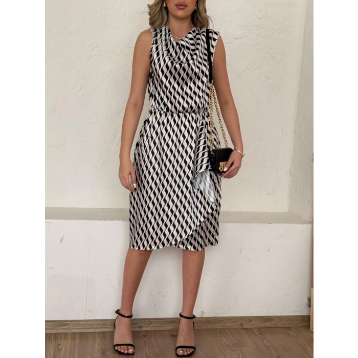 Kadın Degaje Yaka önden çapraz Detay Saten Midi Elbise