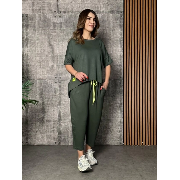 Kadın Kısa Kollu Bisiklet Yaka Viskon Iki Iplik Bluz Ve Pantolon Ikili Takım