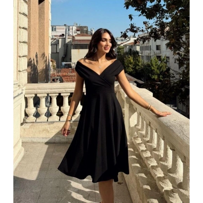 Kadın Kısa Kollu Kruvaze Yaka Eteği Volanlı Krep Elbise