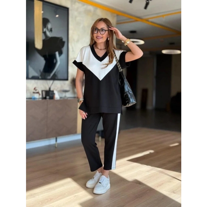 Kadın Kısa Kollu V Yaka Siyah Beyaz Renkli Viskon Iki Iplik Kumaş Eşofman Takımı