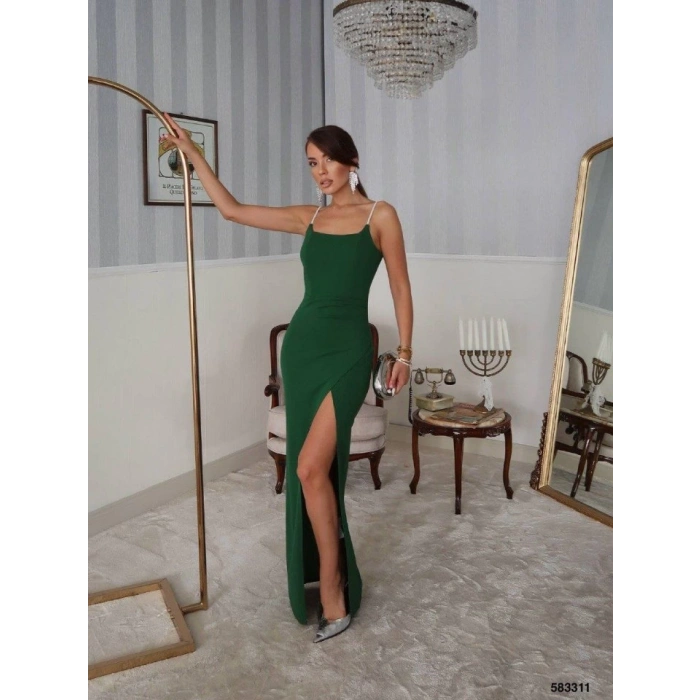 Kadın Omuz Askılı Derin Yırtmaç Detay Maxi Boy Elbise