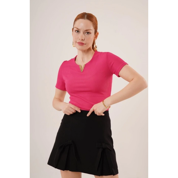 Kısa Kollu Yaka Detaylı Kaşkorse Fuşya Bluz