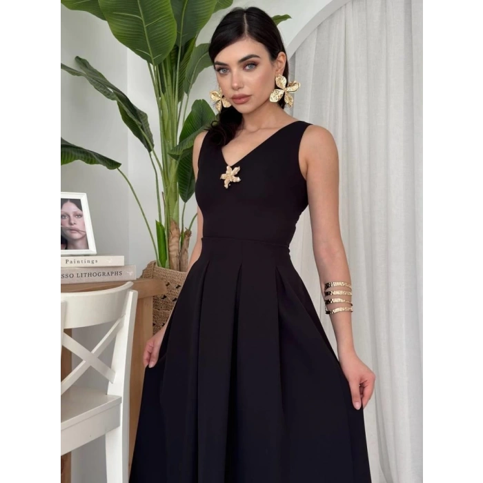 Late Yıldız Detaylı Elbise