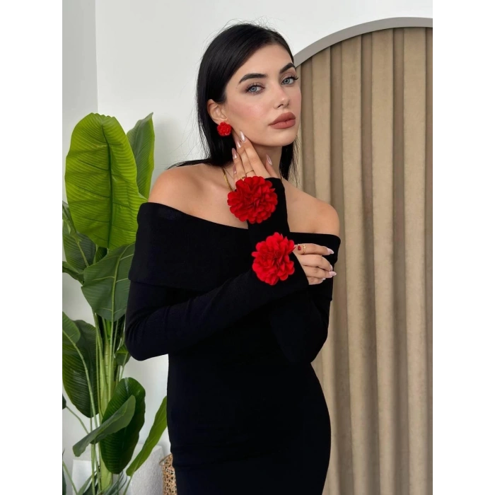 Livora Gül Detay Elbise