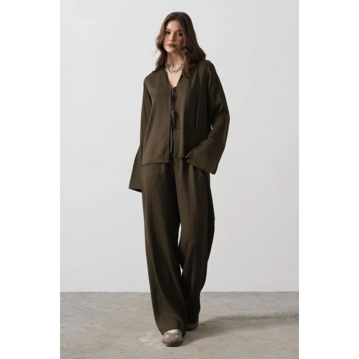 Önden Biyeli Bluz Ve Pantolon Takım - Haki