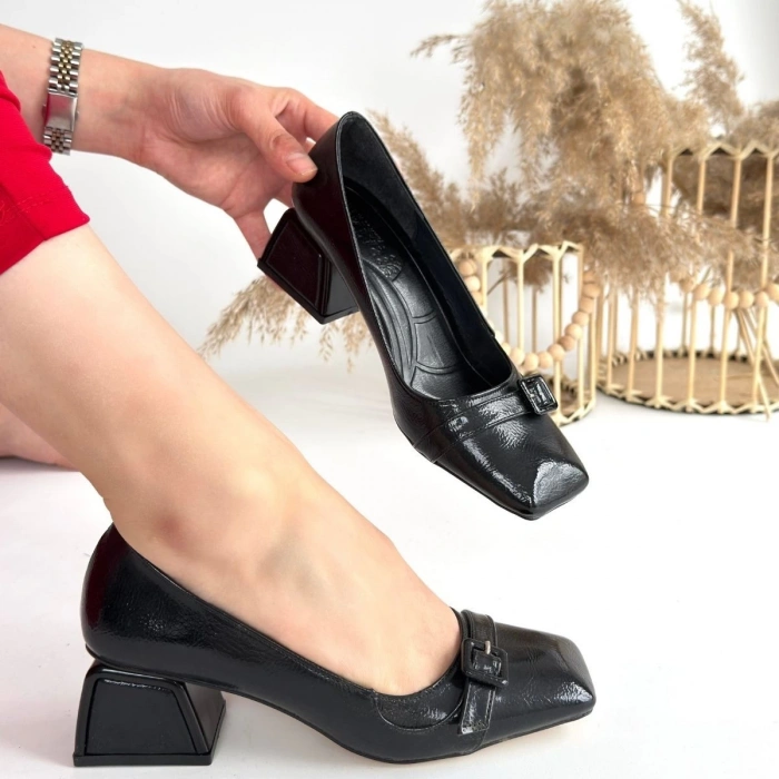 Penti Siyah Rugan Topuklu Ayakkabı