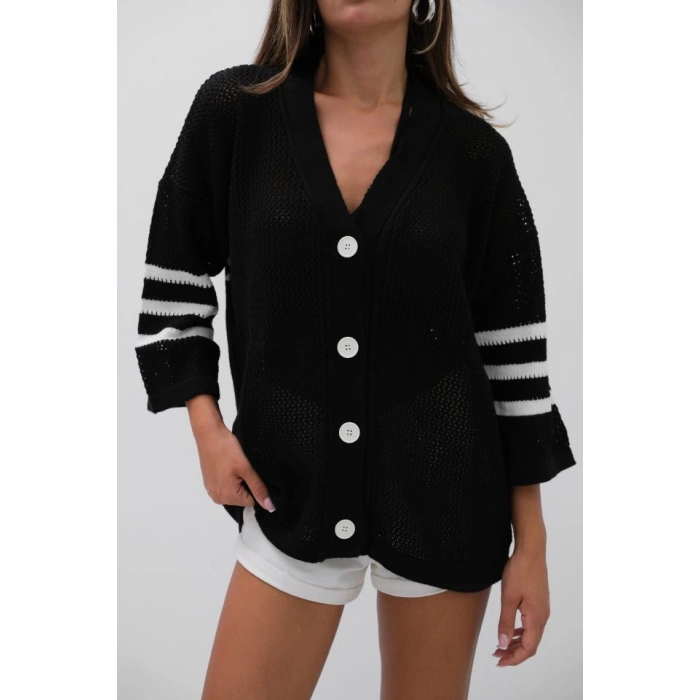 Sırt Baskılı Ajurlu Hırka