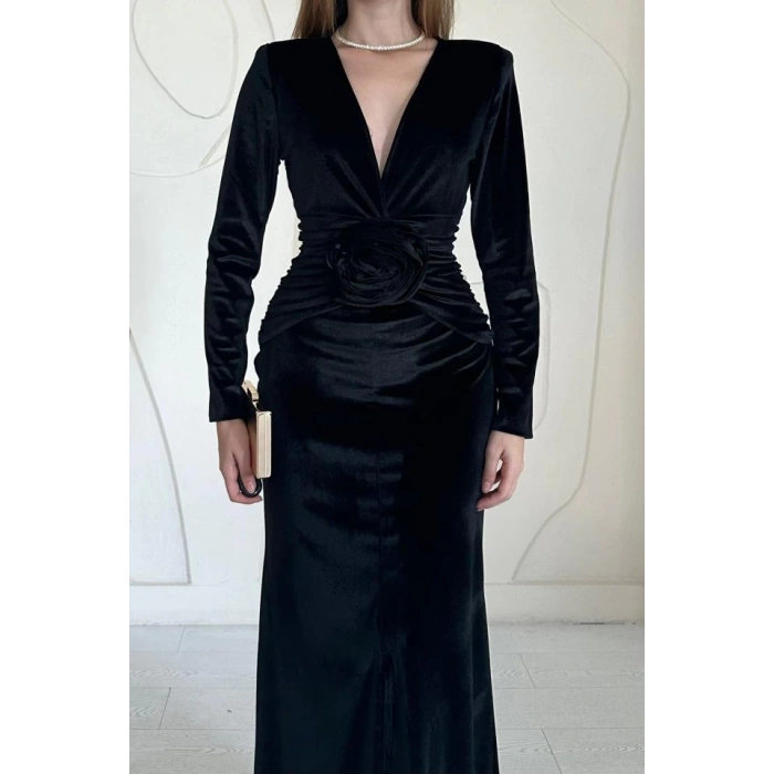 Siyah Önü Yırtmaçlı Güllü Elbise