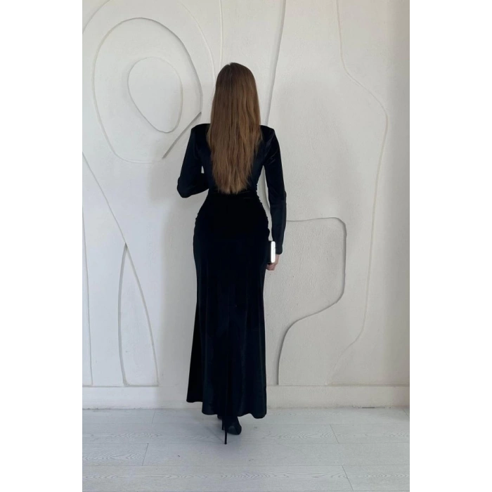 Siyah Önü Yırtmaçlı Güllü Elbise