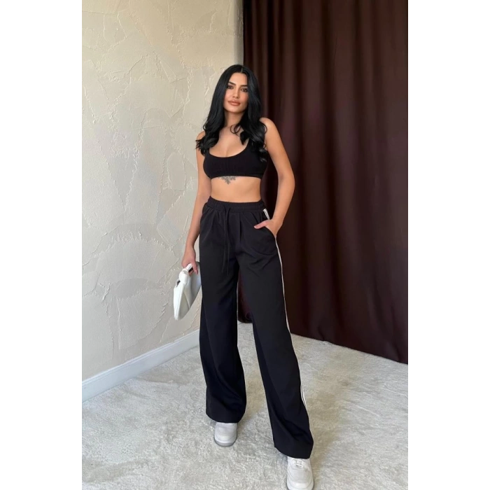 Siyah Yanları Şeritli Pantolon