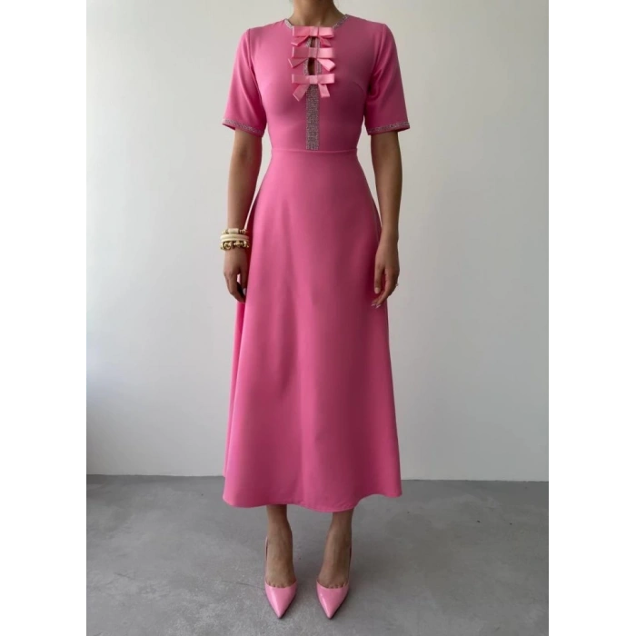 Wera Taşlı Fiyonk Detaylı Elbise