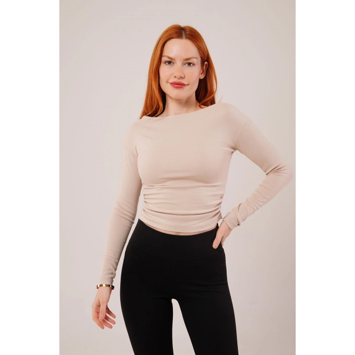 Yaka Detay Uzun Kollu Basic Krem Bluz