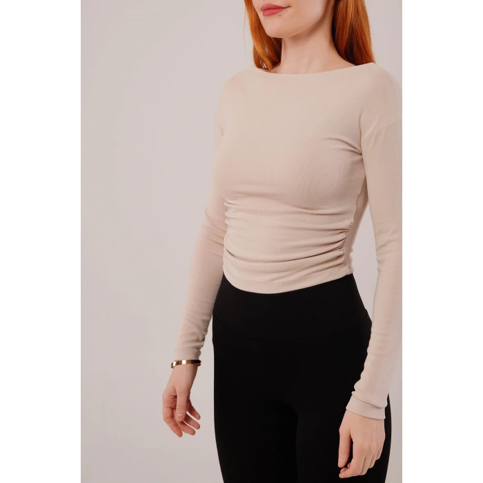 Yaka Detay Uzun Kollu Basic Krem Bluz