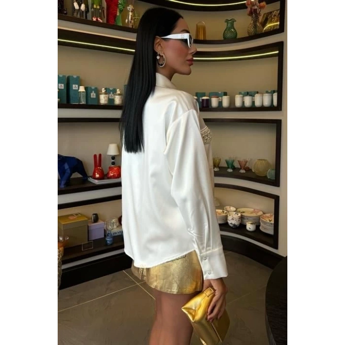 Yaka Ve Cep İnci Taşlı Saten Gömlek 3423