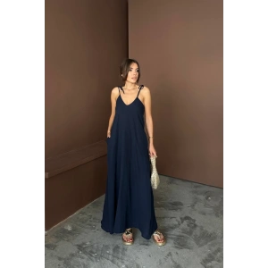 ASKILI UZUN SALAŞ MÜSLİN ELBİSE - Lacivert