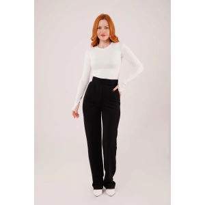 Cırt Kapama Detaylı Siyah Pantolon