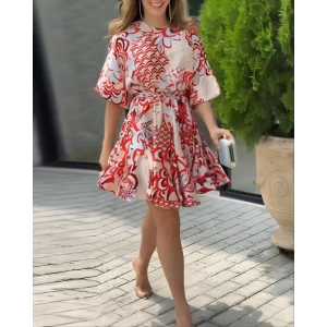 Kadın Kısa Balon Kollu Yuvarlak Yakalı Pileli Desenli Mini Elbise