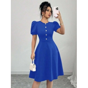 Kadın Kısa Kollu Bisiklet Yaka önden Düğmeli Ithal Krep Elbise