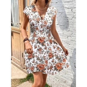 Kadın Kısa Kollu Kruvaze Yakalı çiçekli Desenli Süprem Elbise