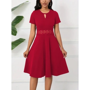Kadın Kısa Kollu Yuvarlak Yaka Damla Detaylı Janjan Elbise