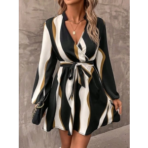 Kadın Uzun Kollu Kruvaze Yakalı Desenli Modal Mini Elbise