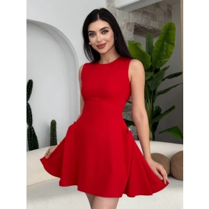 More İnci Detaylı Elbise