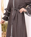 Fırfır Detaylı Abaya 6078 Kahverengi