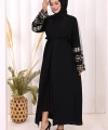 Kol İşlemeli Bel Kuşaklı Abaya 7814 Siyah