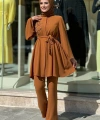 Taş İşleme Detaylı Kuşaklı Tunik ve Pantolonlu Takım 8432 Taba