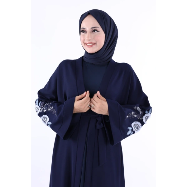 Nakış İşleme Detaylı Bel Kuşaklı Abaya 7898 Lacivert
