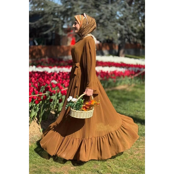 Piliseli Fırfır Görünümlü Astarlı Şifon Elbise 3404 Taba