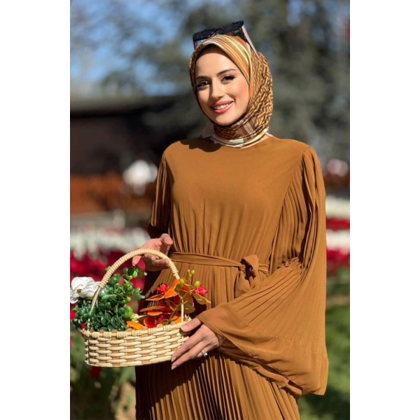 Piliseli Fırfır Görünümlü Astarlı Şifon Elbise 3404 Taba
