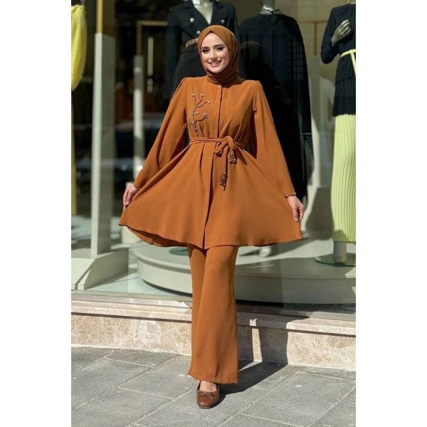 Taş İşleme Detaylı Kuşaklı Tunik ve Pantolonlu Takım 8432 Taba