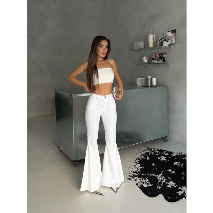 Beyaz İspanyol Paça Likralı Kot Pantolon